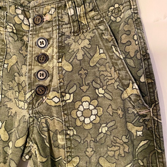Anthropologie The Wanderer Pants - Green Floral - Picture 3 of 6